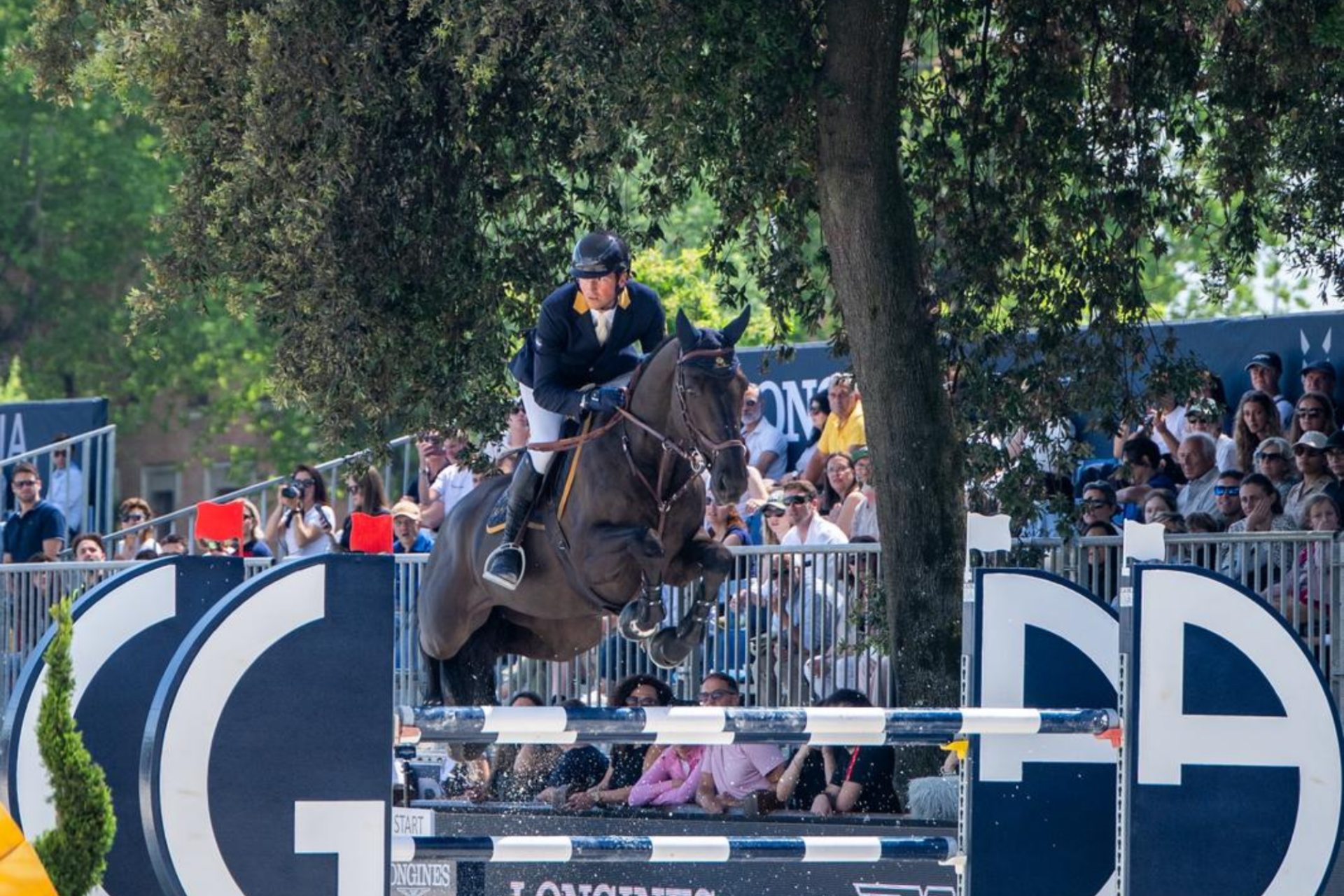 Longines Versilia Horse Show 2026: Lorenzo De Luca sul podio nella 150 Ranking (CSI5*)